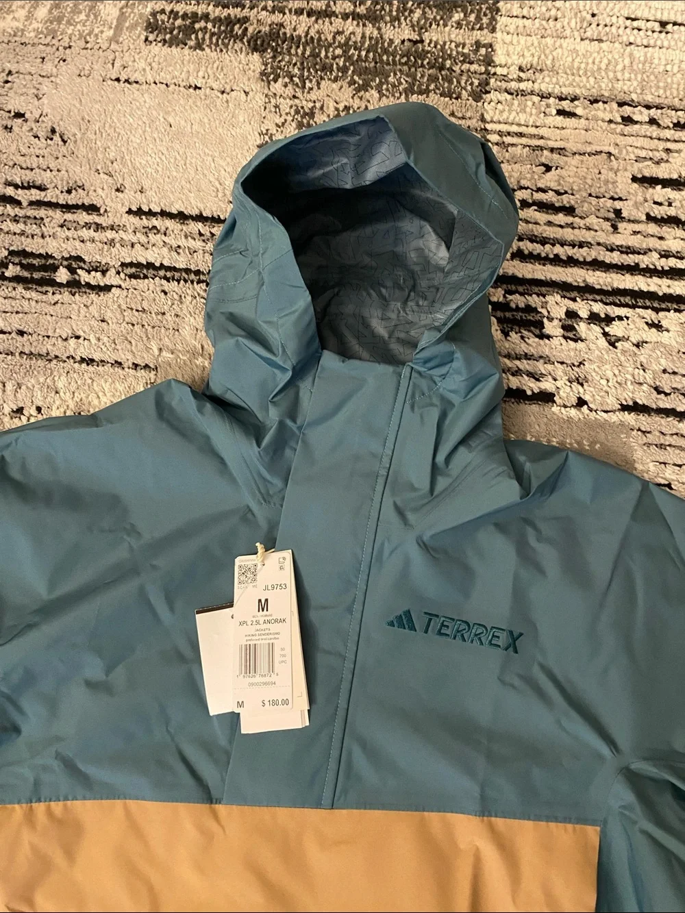 New Men’s Adidas TERREX XPLORIC 2.5L CLIMAPROOF ANORAK Medium